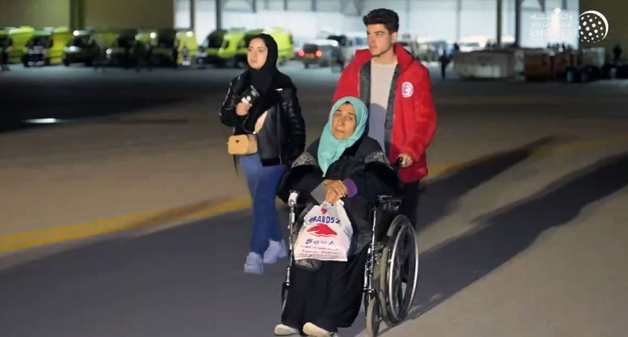 الإمارات تستقبل الدفعة العاشرة من الأطفال الفلسطينيين الجرحى ومرضى السرطان