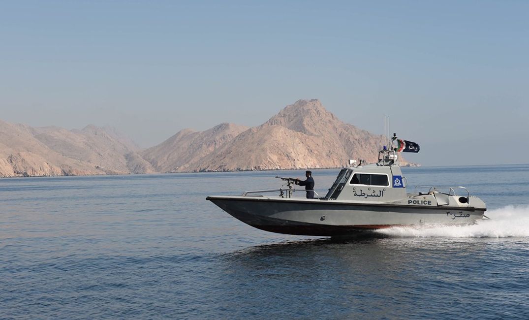 شرطة خفر السواحل تضبط 33 متسللاً