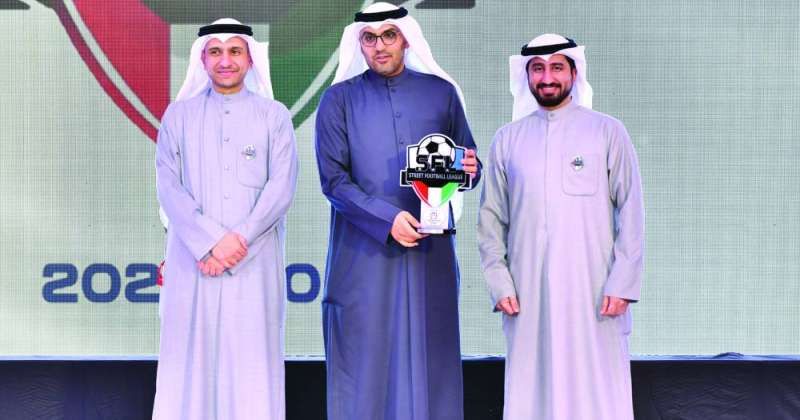 «ديوانية الروضة» في صدارة بطولة «SFL» لكرة القدم