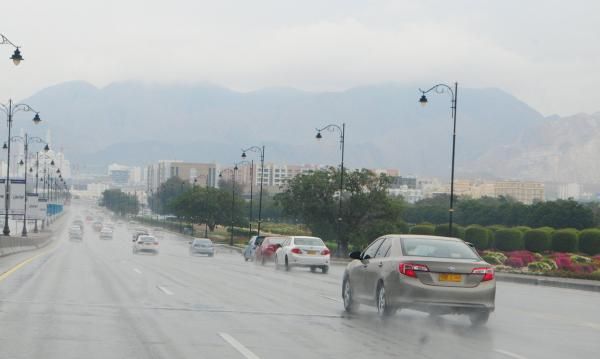 بسبب المنخفض الجوي .. تعليق الدراسة في مدارس الفترة المسائية