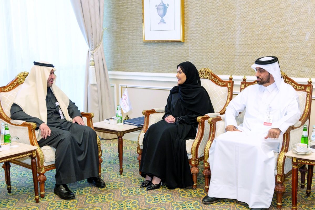 مريم العطية تبحث العلاقات مع مسؤولين دوليين