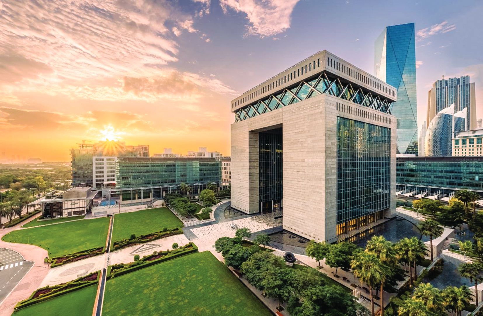 «دبي المالي العالمي» يطلق برنامج «استدامة نجاح الشركات العائلية»