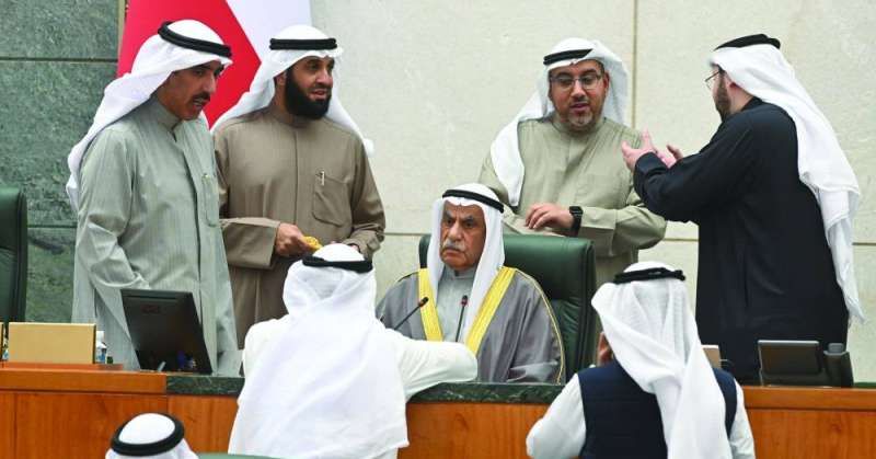 النواب والحكومة... تصاعد مؤشرات التوتر