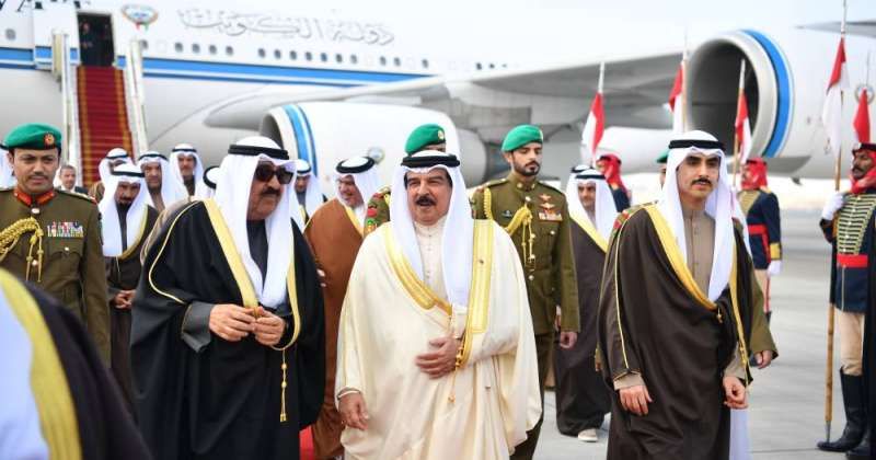 سمو الأمير يصل إلى البحرين في زيارة دولة