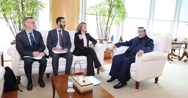 وزير النفط بحث تعزيز التعاون مع سفيرتي فرنسا والمملكة المتحدة