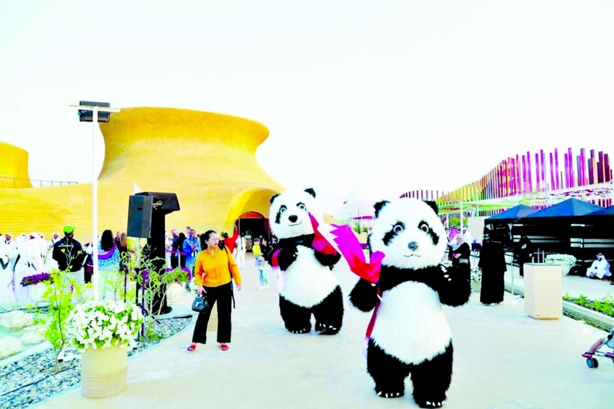 تواصل الإقبال الجماهيري على المعرض