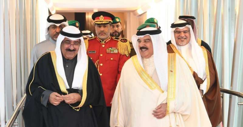 سمو الأمير يغادر البحرين ويبرق شاكراً للملك حمد بن عيسى