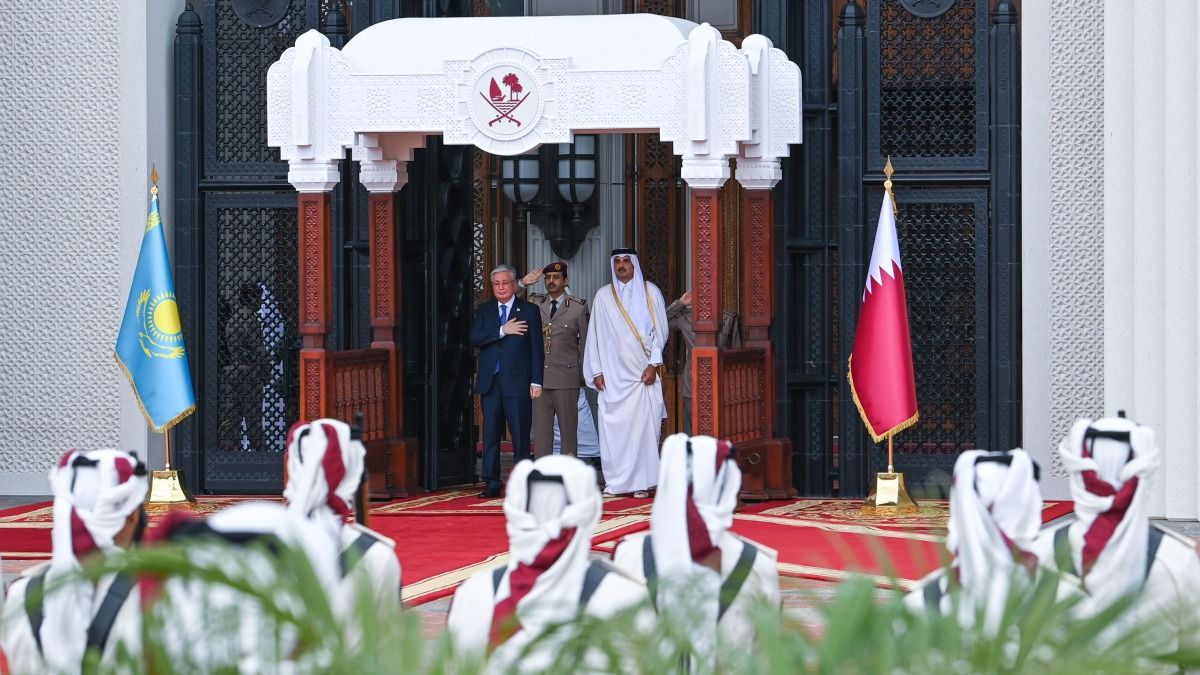 سمو الأمير ورئيس كازاخستان يعقدان جلسة مباحثات رسمية