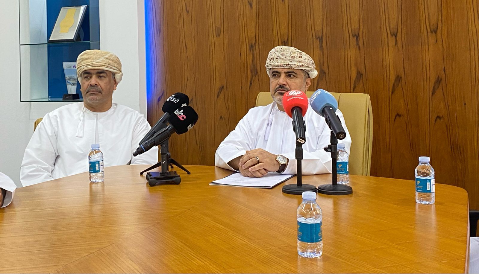 استعراض مستجدات خطة التحول لشركة الطيران العماني
