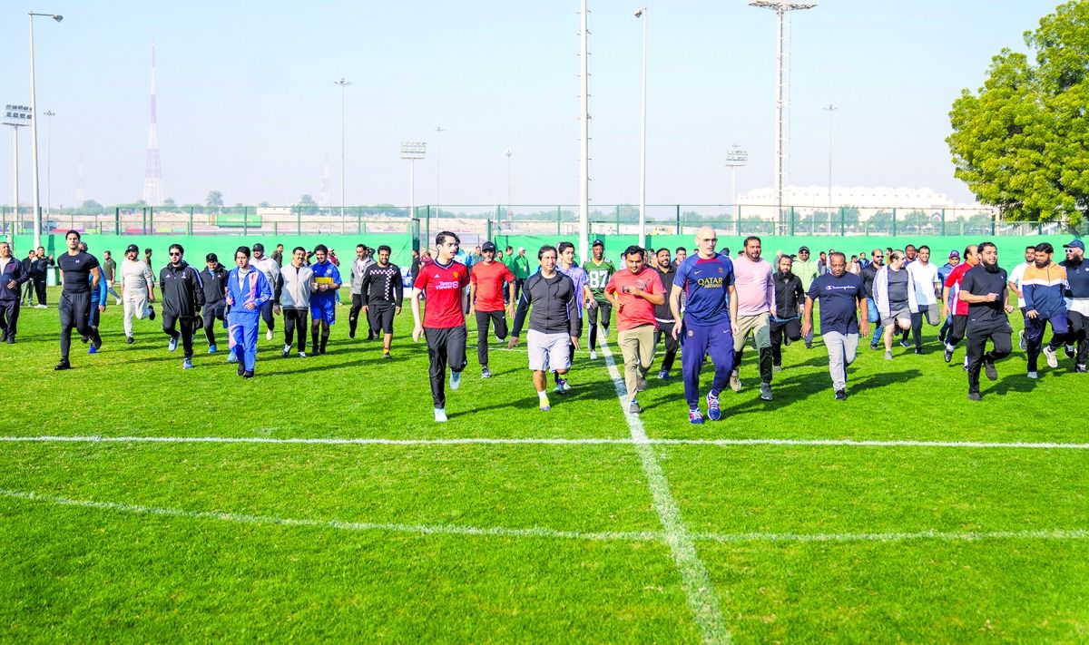 الديوان الأميري يشارك بماراثون الجري