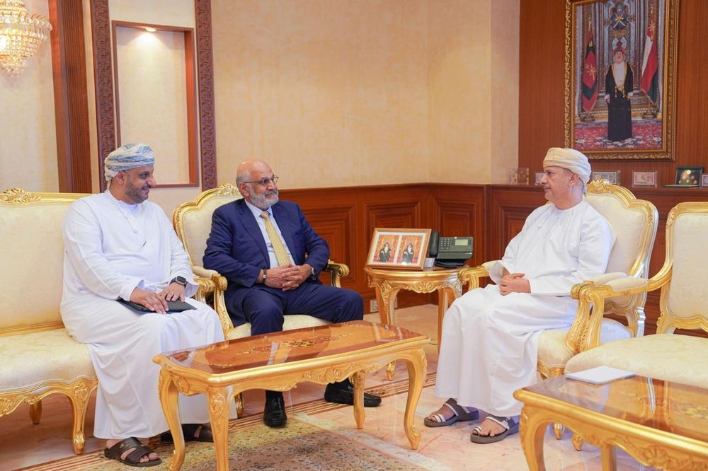 وزير المالية يناقش المستجدات الأقتصادية مع المدير التنفيذي للبنك الدولي