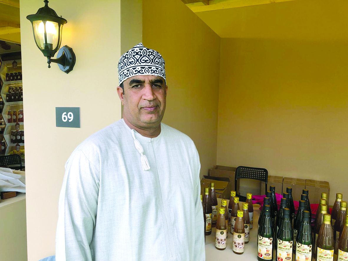 بمعرض العسل 2024.. مشاركون لـ العرب: لمسنا إقبالاً كبيراً والأسعار تبدأ من 200 إلى 1200 ريال