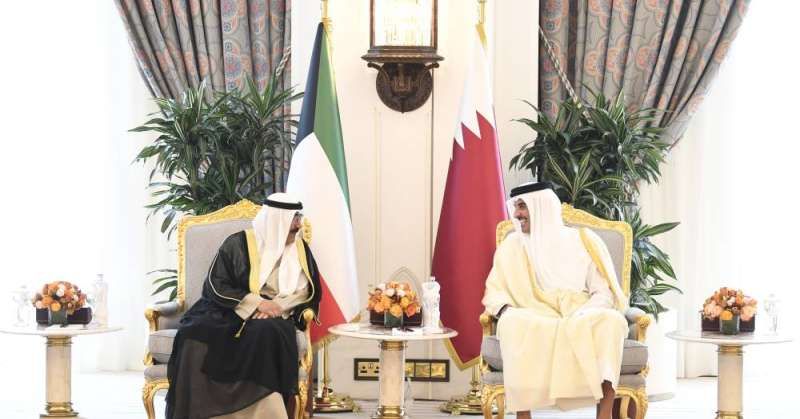 سمو الأمير وأمير قطر يترأسان المباحثات الرسمية