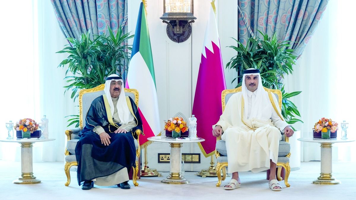 صاحب السمو وأمير الكويت يعززان العلاقات الثنائية