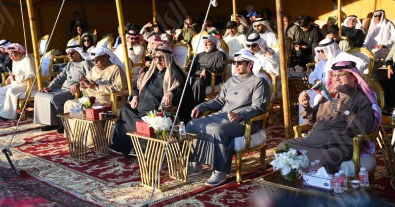 وزير الإعلام لوّح بسيف الفخر في «عرضة الكويت»: تعزيز الموروث الكويتي في شتى المجالات