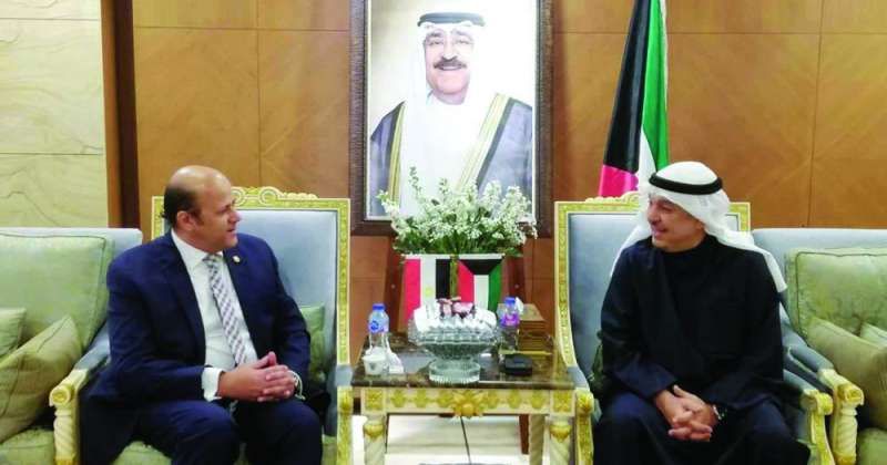 أمين الرئاسة المصرية والسفير الغانم