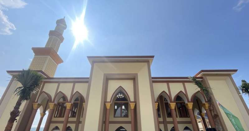 افتتاح «مجمع الشيخ نواف الأحمد التعليمي» الخيري في إندونيسيا