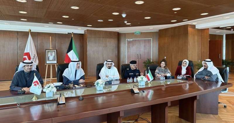 فهد اليوسف: نولي اهتماما بالغا بالقطاعات الاستراتيجية وأحد روافدها «الطيران المدني»
