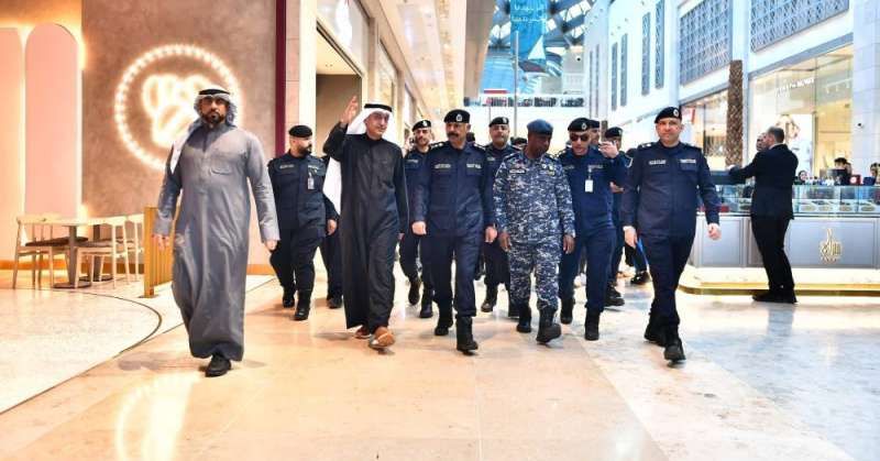 الفريق النواف: التعامل بحزم مع أي خروج عن القانون