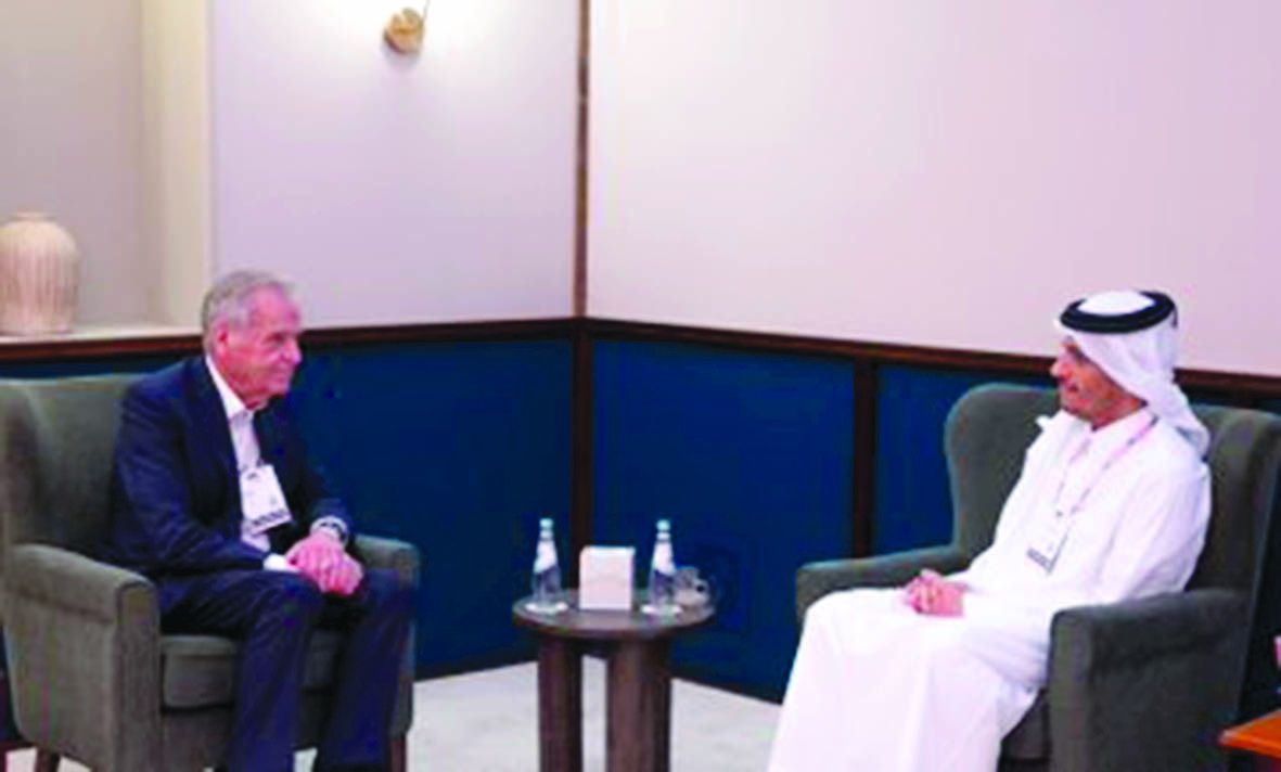 على هامش فعاليات قمة الويب.. معاليه يستقبل رؤساء ومديري عدد من الشركات