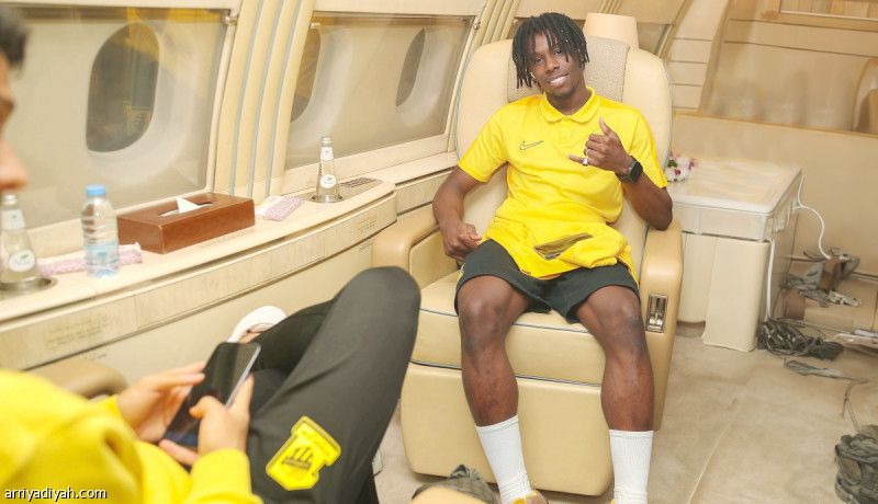 قبل الهلال.. 13 خارج حسابات جاياردو