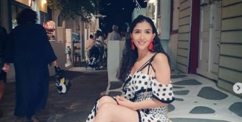 مي عمر حتة ملبن بترقص بدلع : اتفرج وانت مؤدب