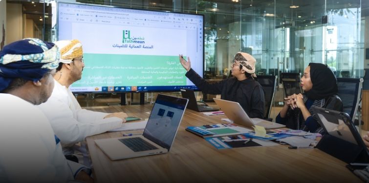 بنحو 4 ملايين ريال .. بلدية ظفار تسند أعمال للمؤسسات الصغيرة والمتوسطة