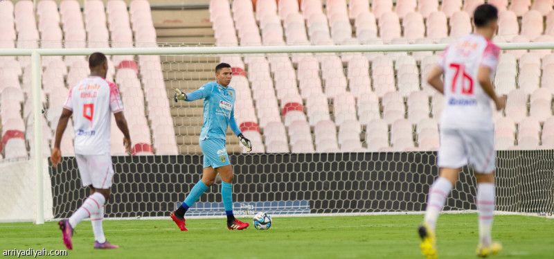 قبل الأهلي.. مايلسون يقلق التعاون