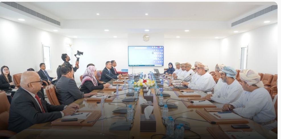 عدد من سفراء رؤساء بعثات دول الآسيان يتعرفون على الفرص الاستثمارية بشمال الشرقية