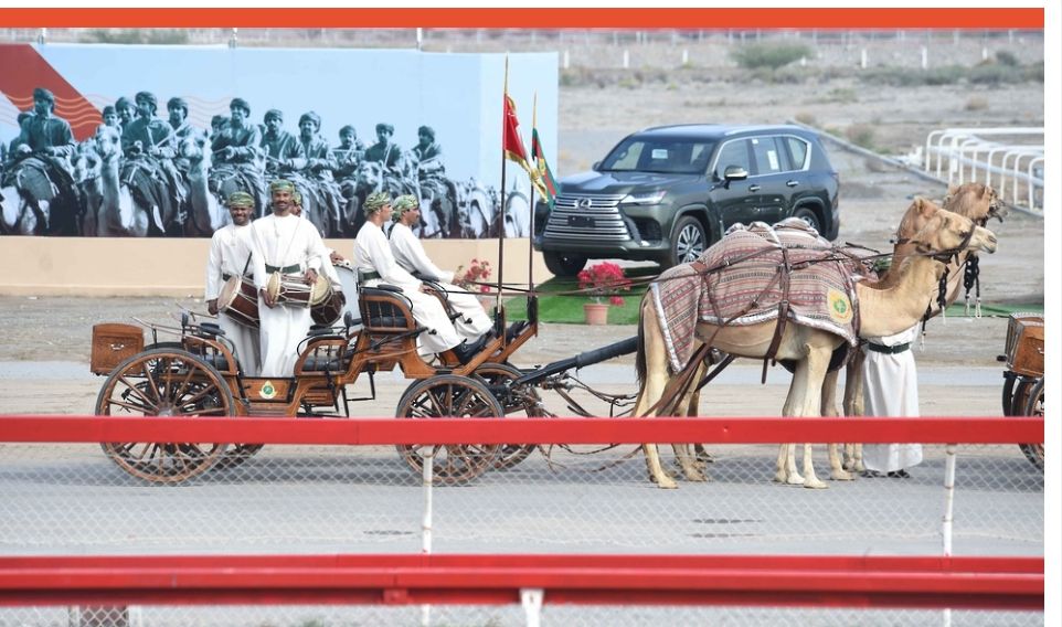 مخايل للهجانة السُّلطانية تتوج بكأس جلالة السُّلطان للهجن 2024م