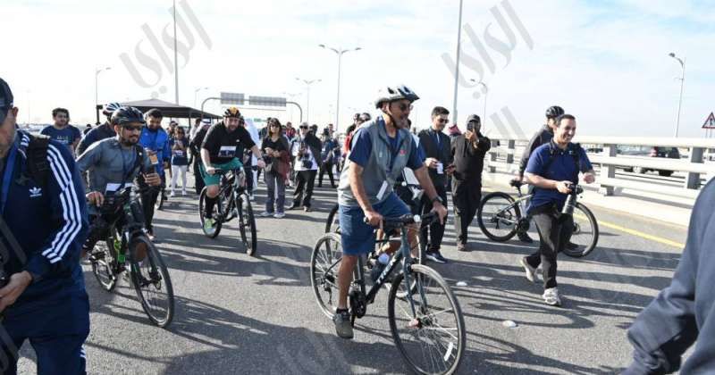 سمو رئيس مجلس الوزراء يشارك بدراجته الهوائية في سباق يوم الكويت الرياضي