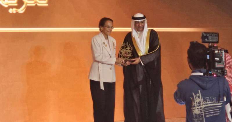 أمانة «مجلس التعاون» تكرم الكويتية غادة الغانم كـ«خليجية ملهمة» والسفيرة أمل الحمد كرائدة للعمل بالأمانة