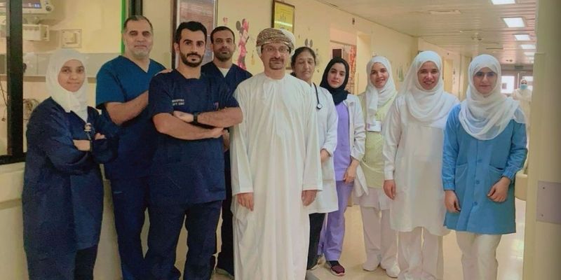 نجاح تشخيص نزيف في أحد العروق المبطنة للجدار المعدي لطفل عمره 9 سنوات