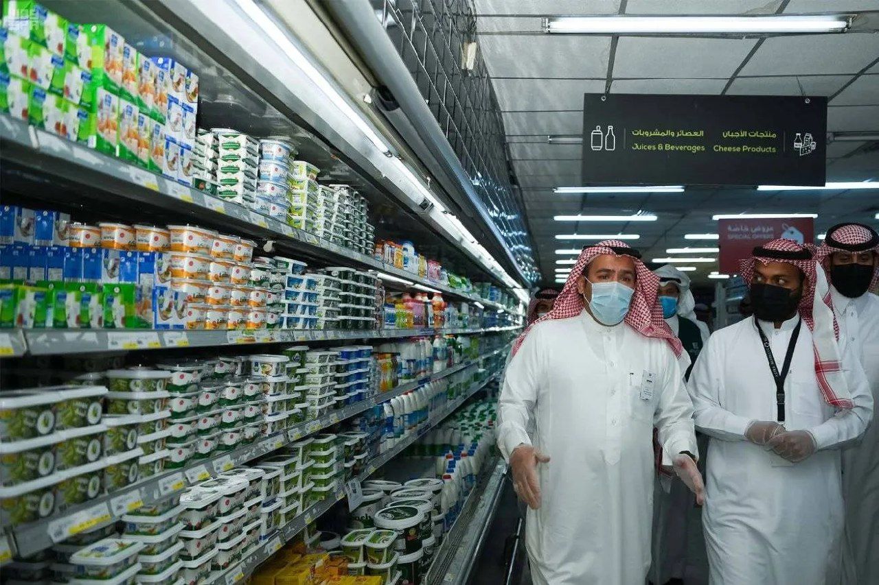 وزارة التجارة تعلن إمكانية التقديم على تراخيص التخفيضات الكترونيا للمستهلكين