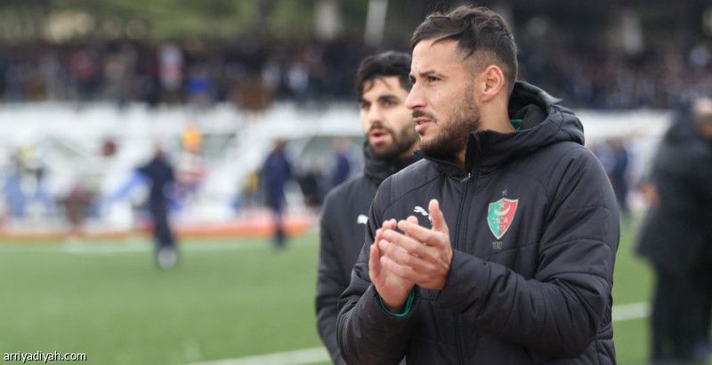 نجم الجزائر يعترف بالخطأ ويعتذر