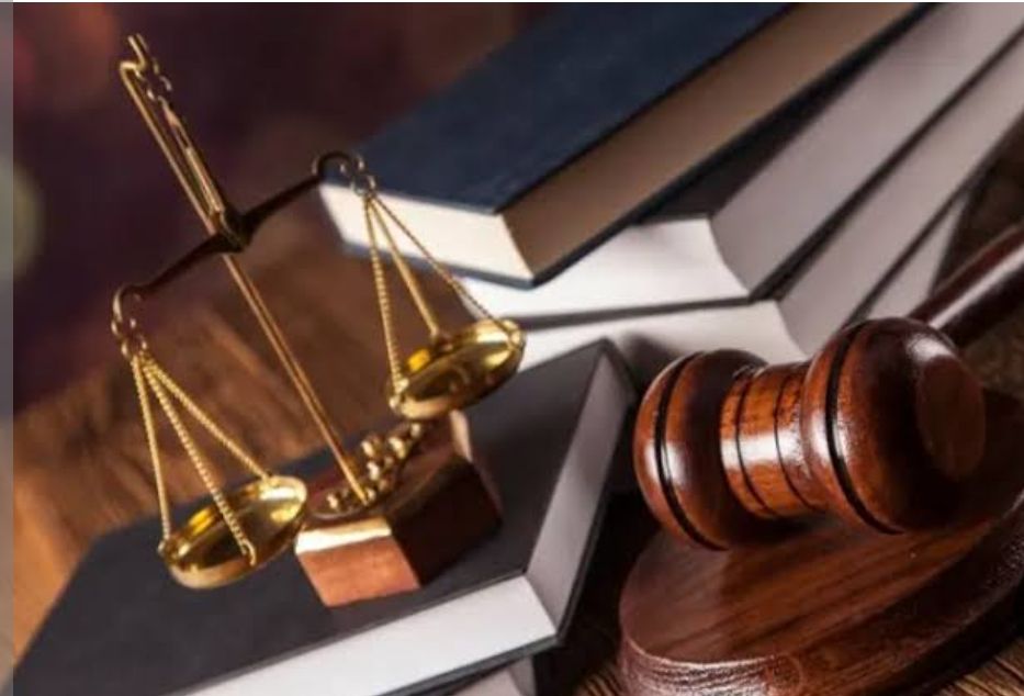 حكم قضائي بغرامات مالية والسجن والإبعاد من البلاد .. لهذا السبب