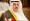 رئيس الوزراء متوسطاً الفريق الطبي ووفد الهلال الأحمر