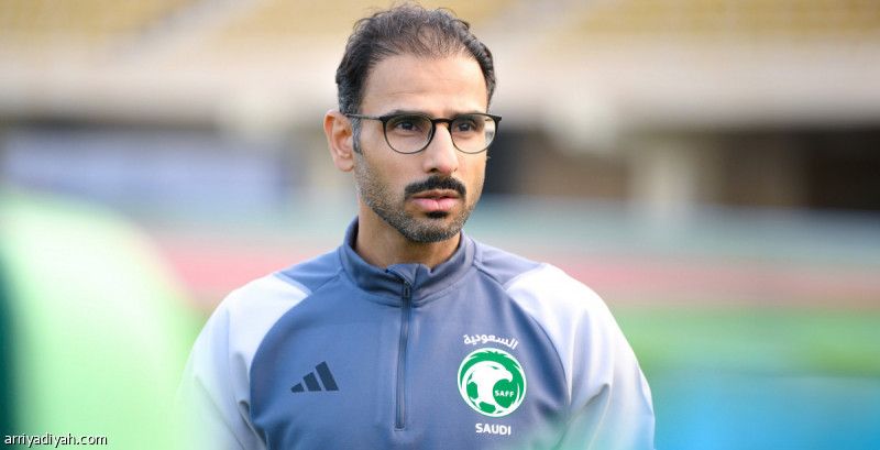 الشهري يستدعي 27 لاعبا إلى معسكر قطر