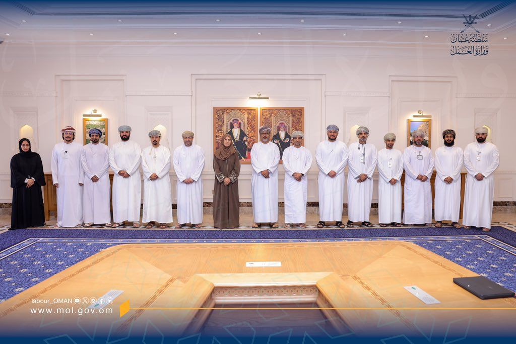 توقيع برنامج تعاون لتمكين الباحثين عن عمل في القطاع الصناعي من خريجي الدبلوم المهني