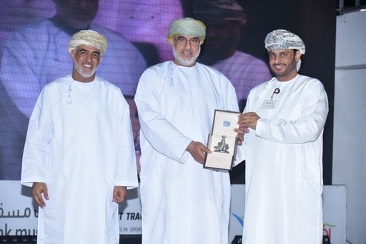 بنك مسقط يواصل افتتاح مشاريع الفرق الأهلية ضمن برنامج “الملاعب الخضراء”