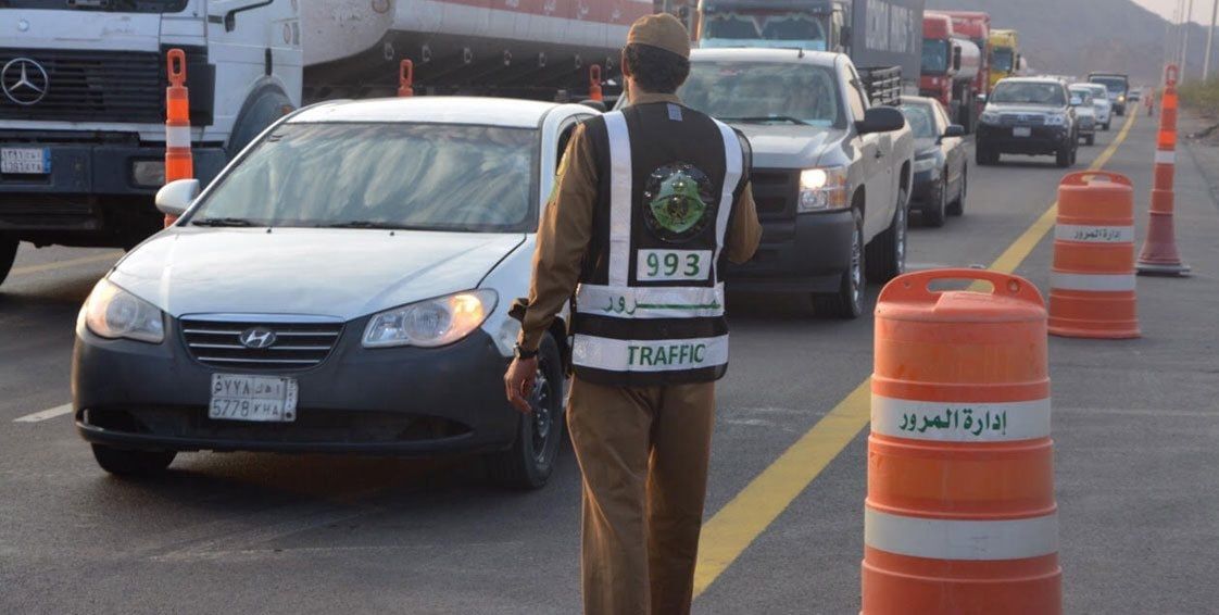 السعودية تحذر من غرامة كبيرة عند قيادة المركبات بهذه الحالة .. احذر قد لا ينتبه لها السائق