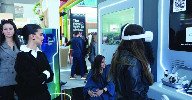 طالبات AUM يحضرن فعاليات المؤتمر التقني الدولي LEAP