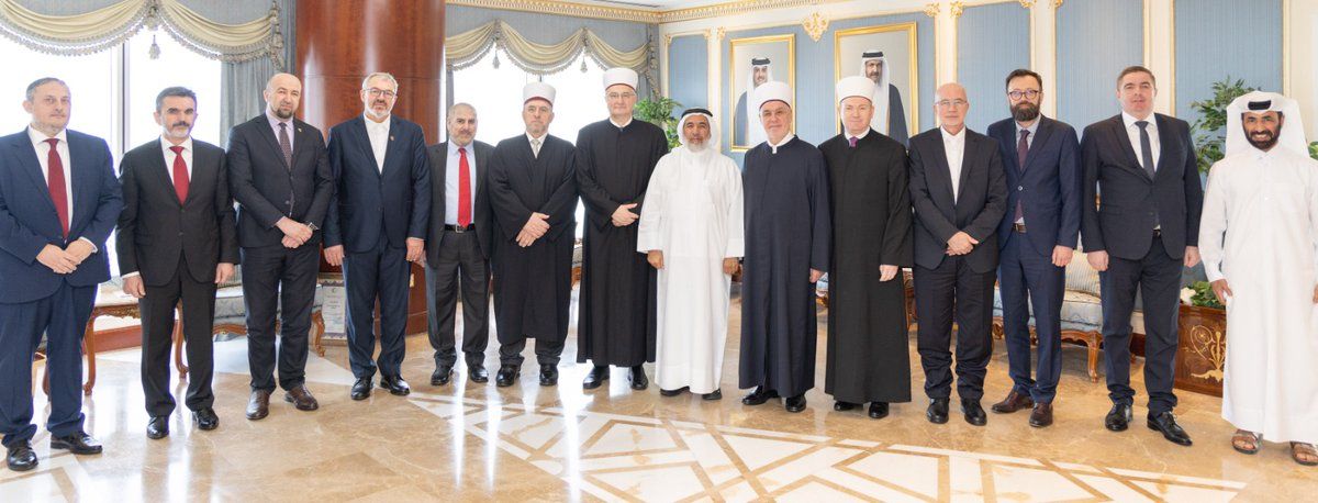 وزير الأوقاف يجتمع مع عدد من المفتين والعلماء من دول العالم الإسلامي