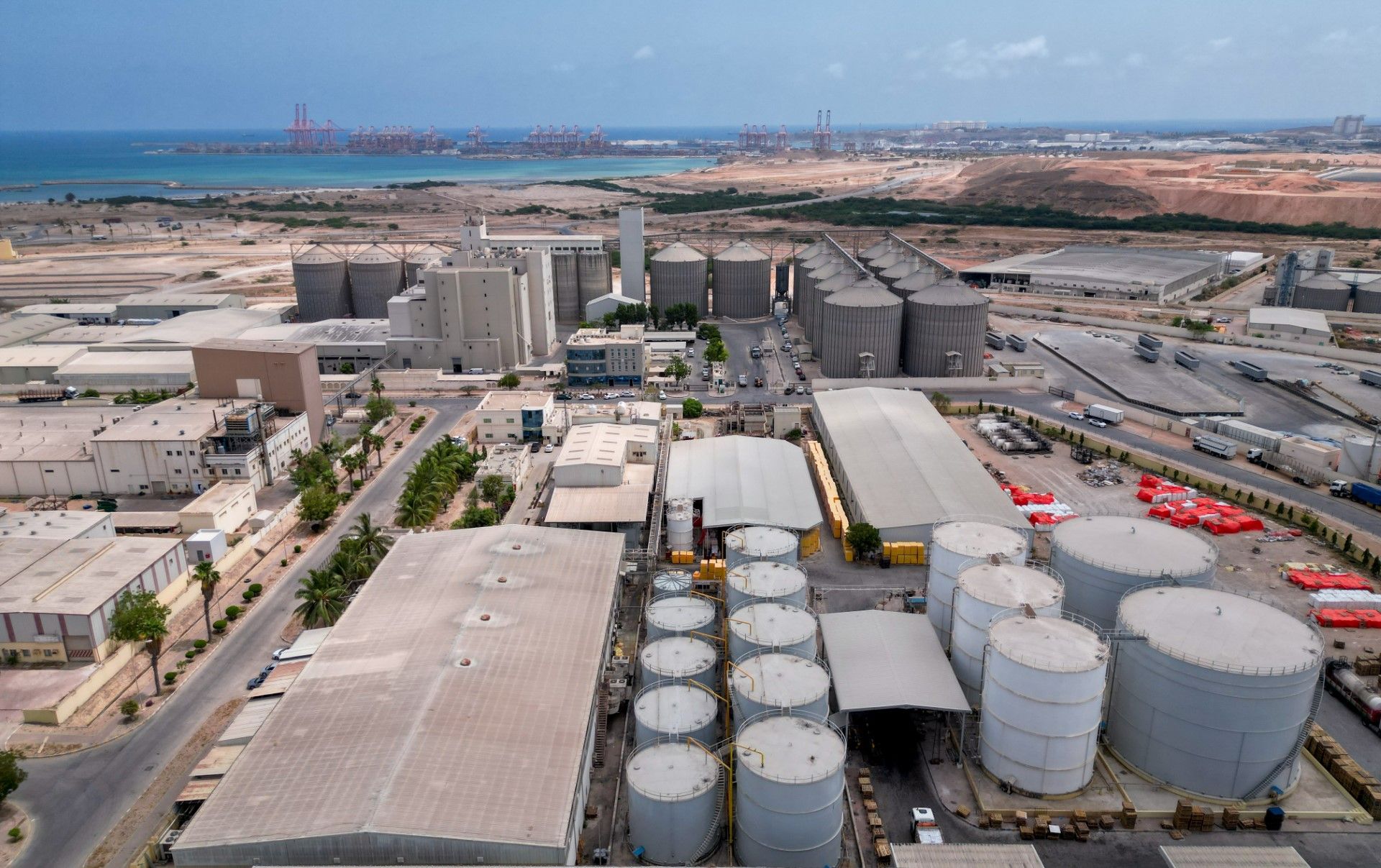 باستثمارات تبلغ نصف مليار ريال عماني .. 192 مشروعًا في مدينة ريسوت الصناعية