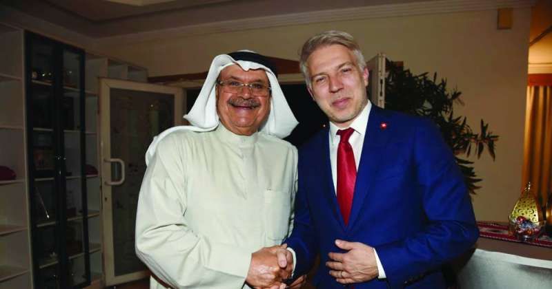 السفير السويسري مع فيصل المطوع