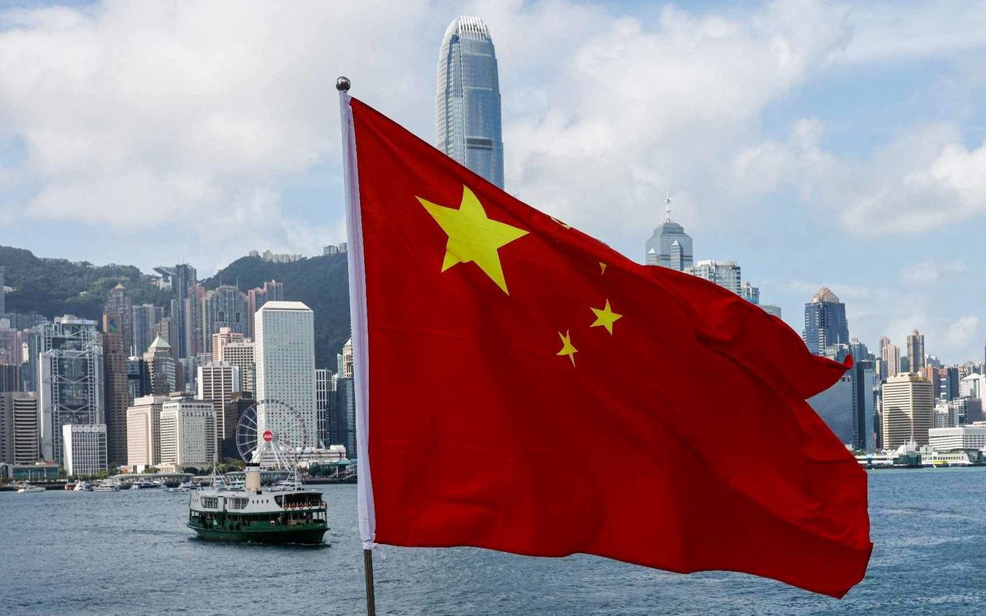 الصين تعزز الإنفاق الحكومي لدعم الاقتصاد