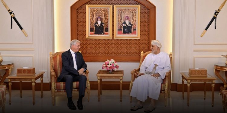 سمو السّيد شهاب يستقبل السفير الجزائري