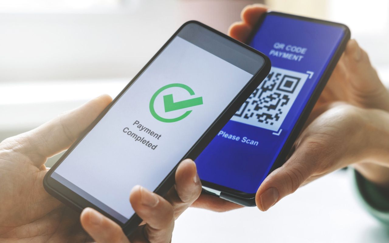 يورومونيتور إنترناشيونال لـ«حال الخليج»: 118 مليار درهم مدفوعات التجارة الإلكترونية عبر الهواتف في الإمارات 2023