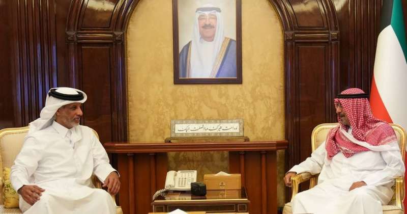رئيس الوزراء يستقبل وزير الرياضة والشباب القطري