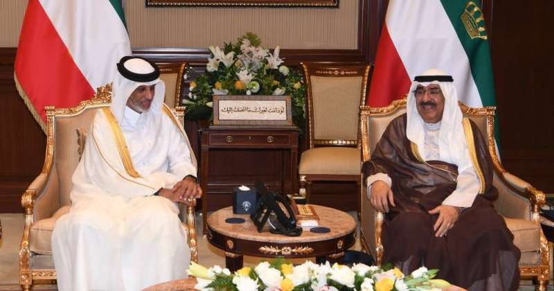 سمو أمير البلاد يستقبل وزير الرياضة والشباب القطري